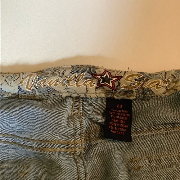 Vanilla Star Knee Length Capri Size 20 Jean Shorts - Picture 6 of 6